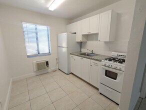 2238 Fillmore St in Hollywood, FL - Building Photo - Building Photo