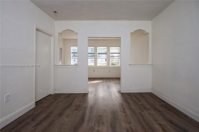 501 SW 6th Ct in Miami, FL - Building Photo - Building Photo