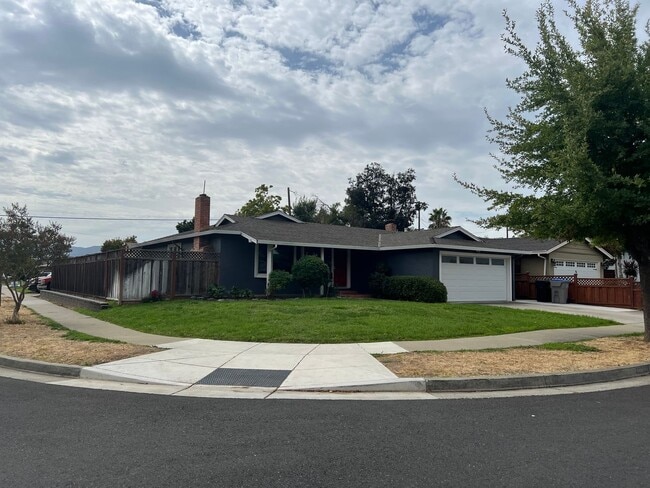 5028 Trenary Way in San Jose, CA - Building Photo - Building Photo
