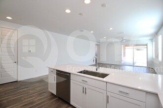 3303 S Piedra Cir in Mesa, AZ - Building Photo - Building Photo