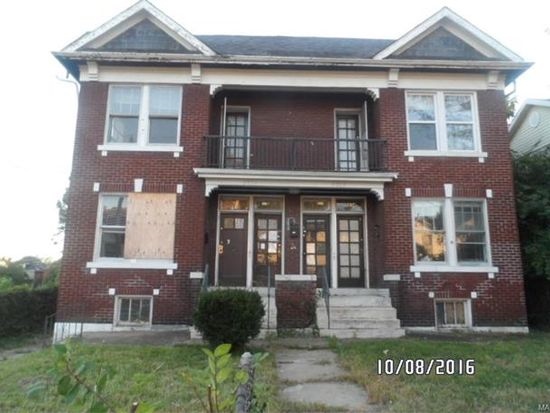 5832 Etzel Ave in St. Louis, MO - Building Photo