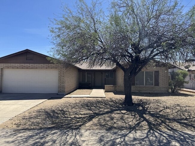 property at 5339 W Yucca St