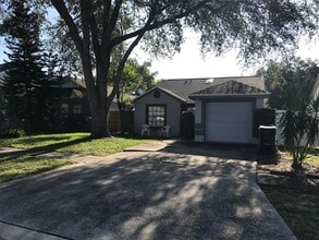 1939 Sheeler Oaks Dr in Apopka, FL - Building Photo - Building Photo