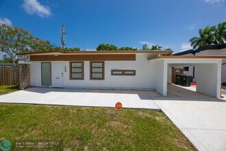 1642 NE 8th St in Fort Lauderdale, FL - Building Photo - Building Photo