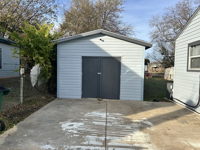 233 East 27th Ct N in Tulsa, OK - Building Photo - Building Photo