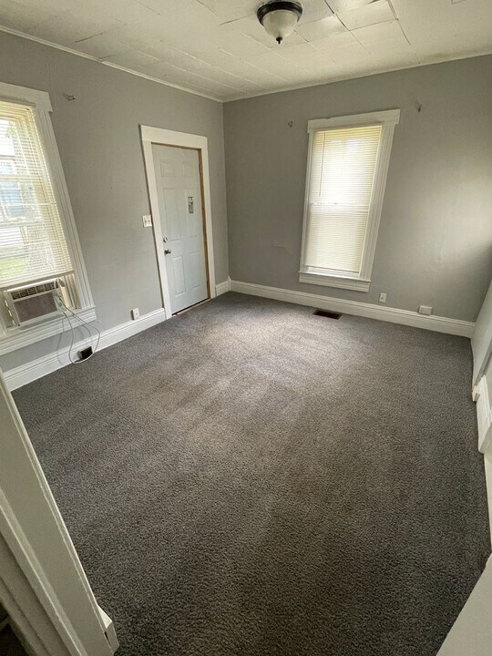 216 S 16th St in Lafayette, IN - Foto de edificio
