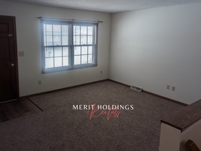 1421 S Haden Ct in Independence, MO - Building Photo - Building Photo