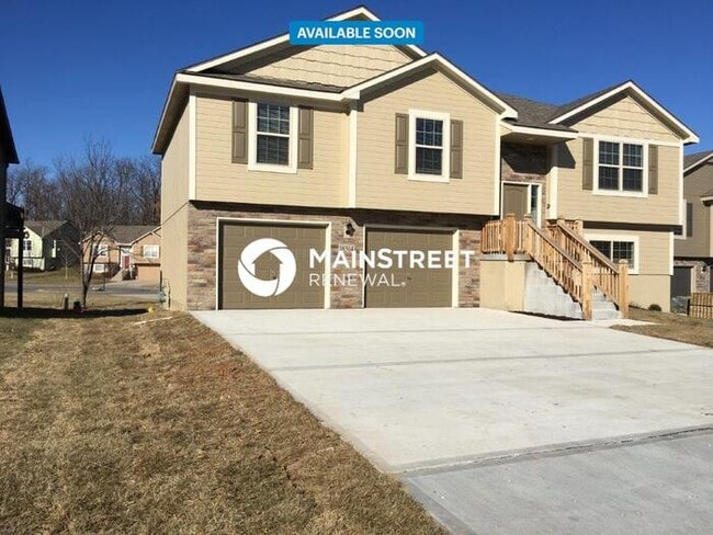 property at 18518 East 19th Terrace Ct S