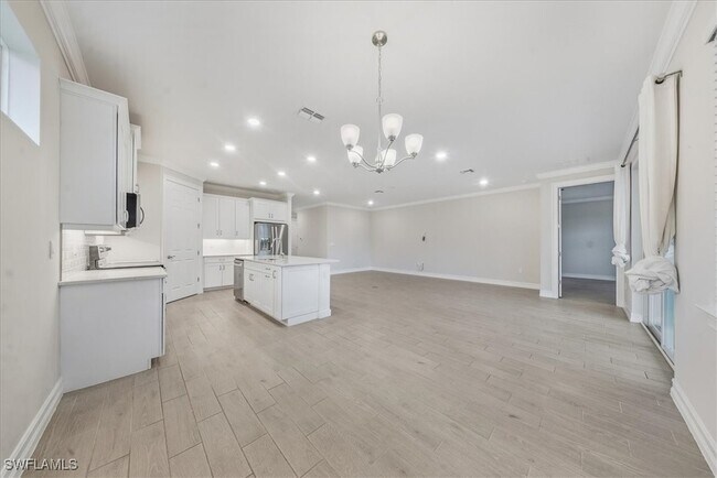 507 Polihale Wy in Naples, FL - Building Photo - Building Photo