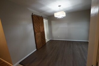 9722 Rodgers Rd in Houston, TX - Building Photo - Building Photo