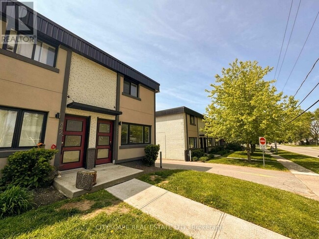 840 Alice St in Woodstock, ON - Building Photo - Building Photo