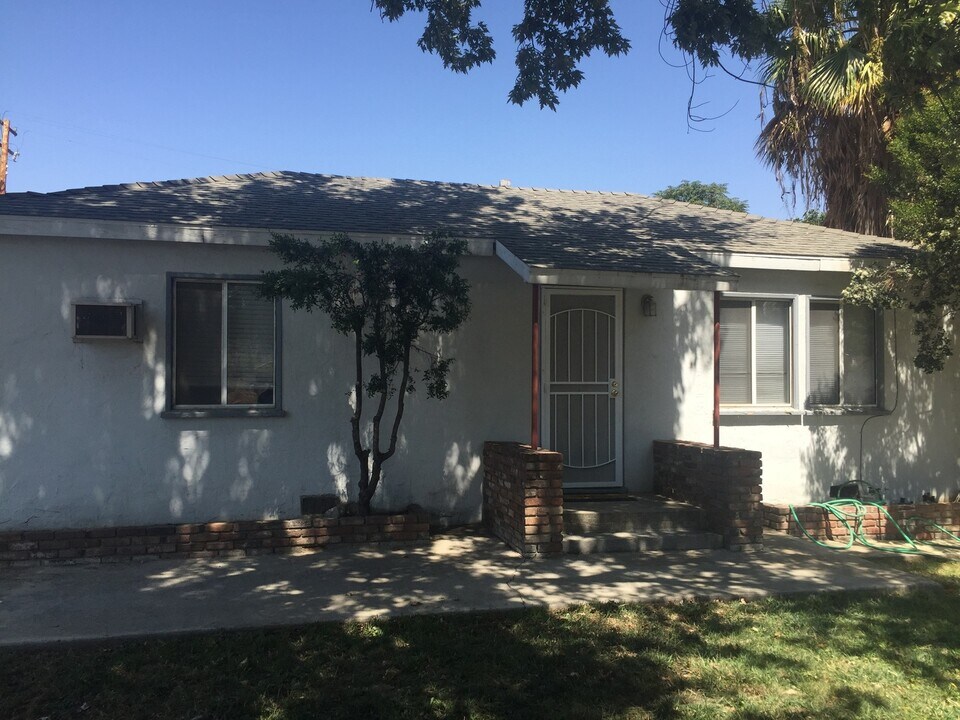 28850 Alessandro Blvd in Moreno Valley, CA - Foto de edificio