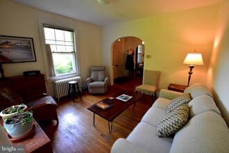 1300 Noyes Dr in Silver Spring, MD - Building Photo - Building Photo