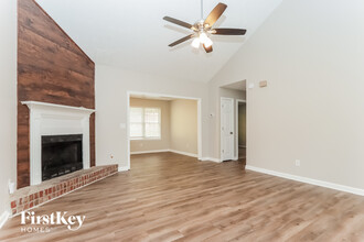 290 Willow Shoals Dr in Covington, GA - Foto de edificio - Building Photo