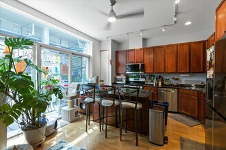 849 W Ohio St, Unit 9 in Chicago, IL - Building Photo - Building Photo
