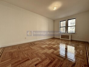 121 Bennett Avenue in New York, NY - Foto de edificio - Floor Plan