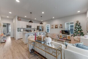 Mitchell Yards in Fayetteville, AR - Building Photo