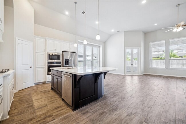 28418 Asher Falls Ln