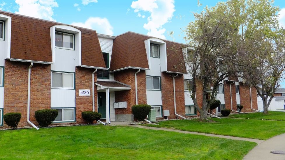 Southwyck Place Apartments in Toledo, OH - Building Photo