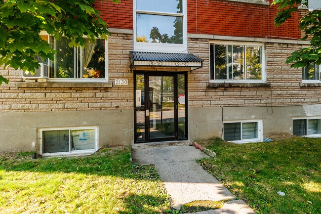 2130 Hingston Av in Montréal, QC - Building Photo - Building Photo