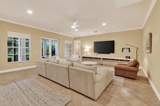 353 Chambord Terrace in Palm Beach Gardens, FL - Building Photo - Building Photo