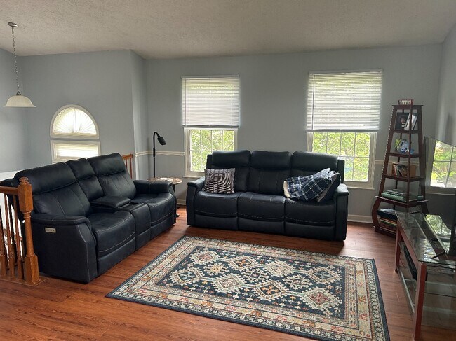 10725 Timothy Dr in Williamsport, MD - Building Photo - Building Photo