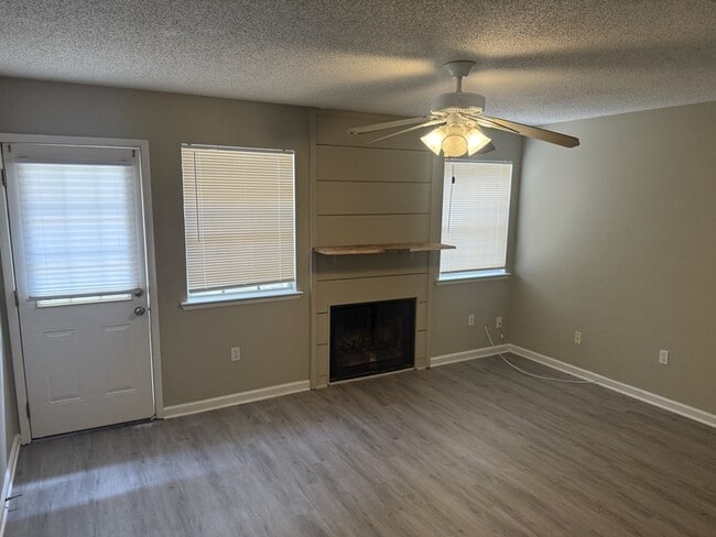 property at 820 Meadow Glen Ave