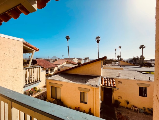 property at 3335 Panorama Dr