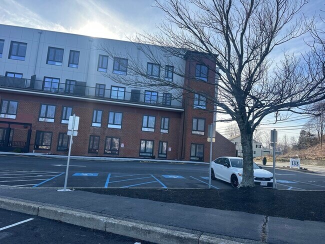 133 Salem St in Revere, MA - Foto de edificio - Building Photo