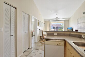 723 Villa Cir in Boynton Beach, FL - Building Photo - Building Photo