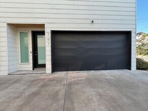 5802 Lindell Ave in Dallas, TX - Building Photo - Building Photo