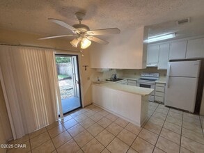 7320 Chipewa St in Panama City, FL - Building Photo - Building Photo