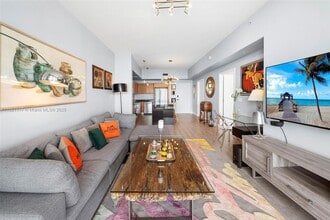 3470 E Coast Ave in Miami, FL - Building Photo - Building Photo