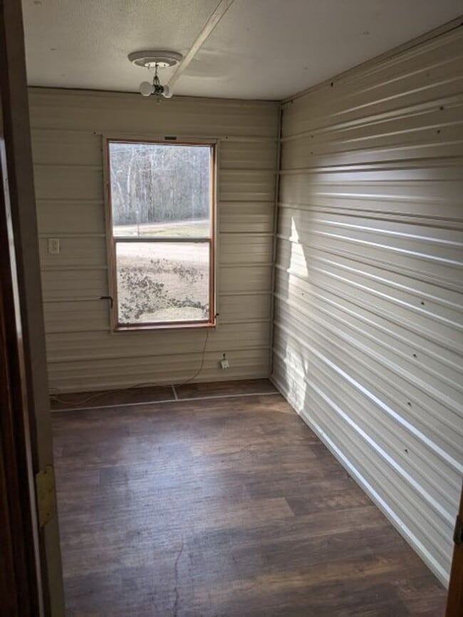 23 Wood St in New Blaine, AR - Building Photo - Building Photo