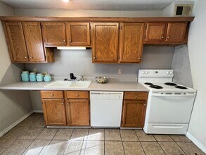 1107 NW Bell Ave, Unit 1 in Lawton, OK - Building Photo - Building Photo