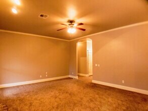 4321 NW 163rd St in Edmond, OK - Building Photo - Building Photo
