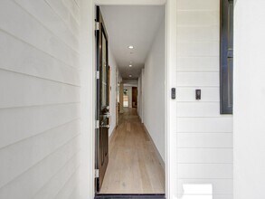 10593 Kinnard Ave in Los Angeles, CA - Foto de edificio - Building Photo