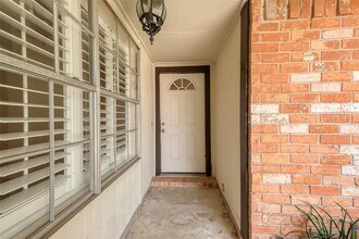 10006 Rocky Hollow Rd in La Porte, TX - Building Photo - Building Photo