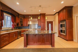 67 Anderson Pond Rd in Grantham, NH - Building Photo - Building Photo