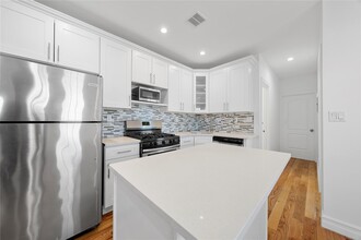 118-12 190th St in Queens, NY - Building Photo - Building Photo