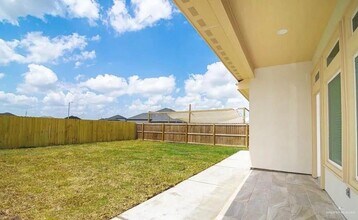 20 Barbwire Ln in Brownsville, TX - Building Photo - Building Photo