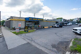 3508 19 St SW in Calgary, AB - Building Photo