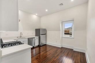 10 King St in Boston, MA - Building Photo - Building Photo