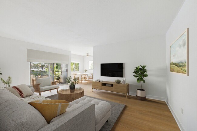 Willis Park South in Sherman Oaks, CA - Building Photo - Building Photo