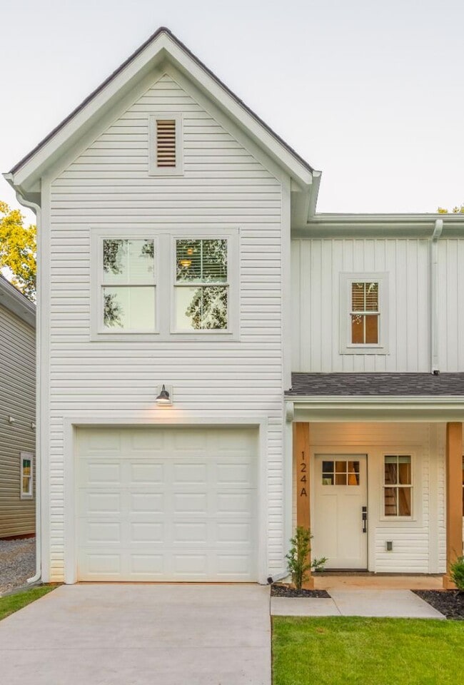 property at 124 Woodland Dr