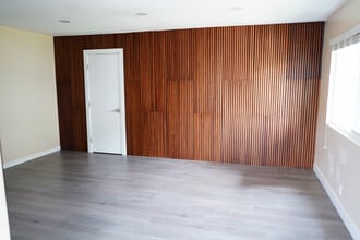 23214 Orange Ave, Unit #1 in Lake Forest, CA - Building Photo - Building Photo