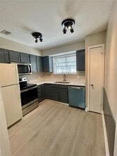 4748 Old Bent Tree Ln in Dallas, TX - Building Photo - Building Photo