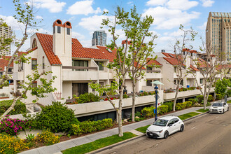 Park Row in San Diego, CA - Building Photo - Building Photo