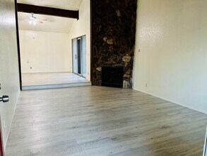 2930 Lerwick Rd in Sacramento, CA - Building Photo - Building Photo