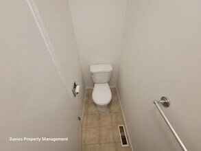 403 Willow Ct NW in Edmonton, AB - Building Photo - Building Photo